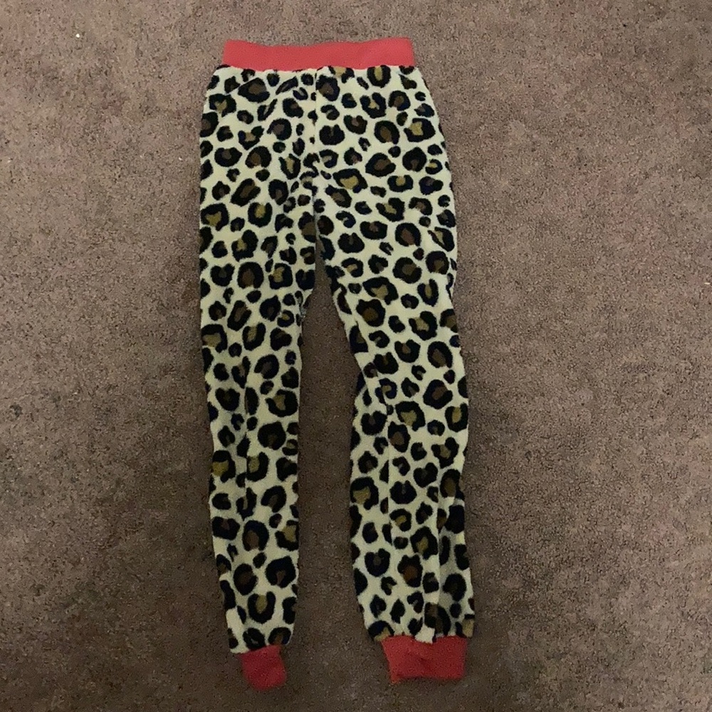 Cheeta pattern pajama pants